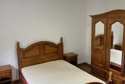 Apartament cu 2 camere decomandat în Gară