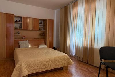 Casă individuală cu 30 camere cu Canalizare în Colentina - 10