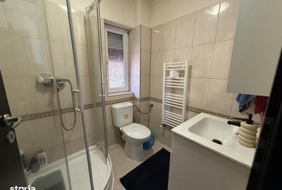 Apartament cu 3 camere decomandat în Sânandrei