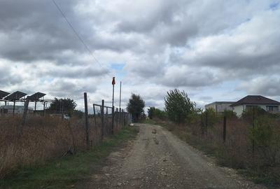Teren Construcții intravilan de 550 mp, în Est