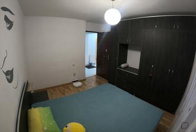 Apartament cu 3 camere decomandat în Central - 1