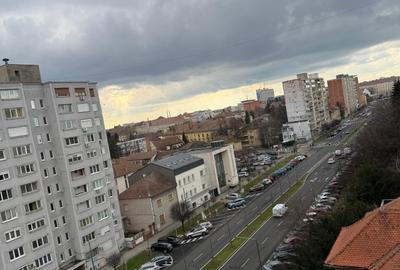 Apartament cu 3 camere semidecomandat în Take Ionescu - 1