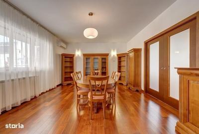 Apartament cu 3 camere în Polonă