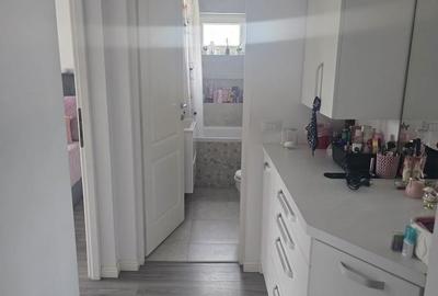 Apartament cu 3 camere decomandat în Micro 16 - 3