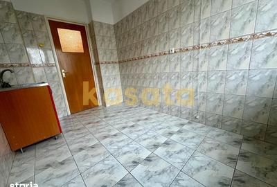 Apartament cu 2 camere decomandat în Titan
