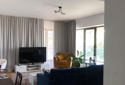 Apartament cu 3 camere decomandat în Central - 1