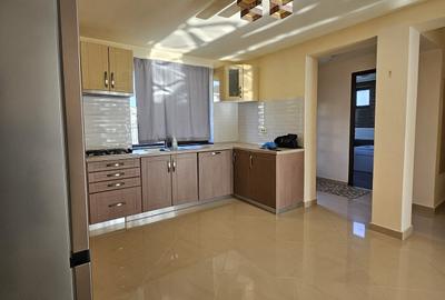Casă cu 4 camere cu Teren 490 Mp în Central