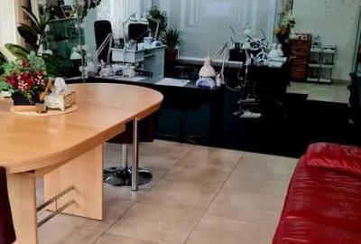 Casă cu 7 camere în Titan - 7