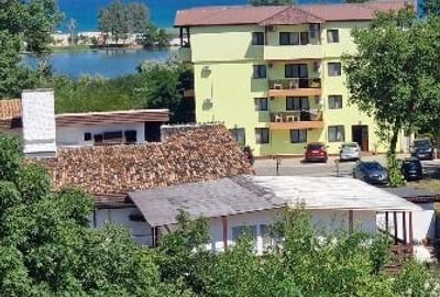 Apartament cu 3 camere, mobilat în Central - 2