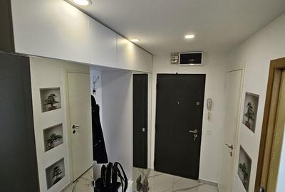 Apartament cu 3 camere în Berceni - 1