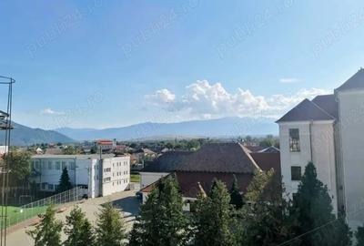 Apartament cu 3 camere decomandat în Ultracentral