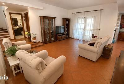 Casă cu 9 camere cu Teren 600 Mp în Sânmartin - 6