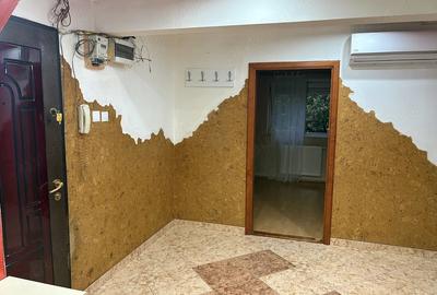 Apartament cu 3 camere decomandat în Rogerius