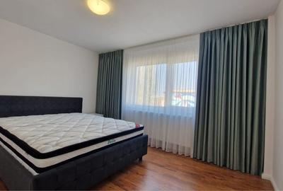 Apartament cu 3 camere decomandat în Exterior Vest