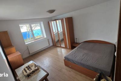Casă cu 5 camere cu Teren 920 Mp în Central - 3
