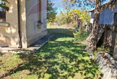 Casă cu 6 camere cu Teren 3300 Mp în Central - 4