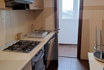 Apartament cu 3 camere decomandat în 6 Vânători - 8