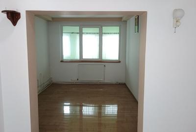 Apartament cu 2 camere decomandat în Central - 8