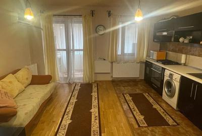 Garsonieră decomandată în Central