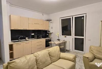 Apartament cu 2 camere semidecomandat în Colentina
