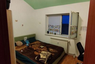 Apartament cu 3 camere semidecomandat în Central - 3