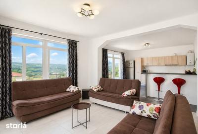 Apartament cu 3 camere în Zorilor