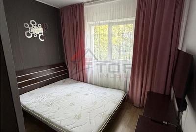 Apartament cu 2 camere decomandat în Nicolina