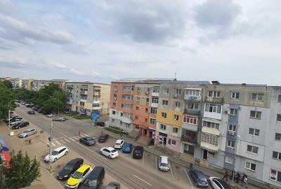 Apartament cu 2 camere decomandat în Central - 4