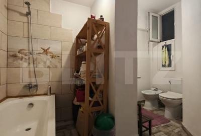 Apartament cu 4 camere decomandat în Central