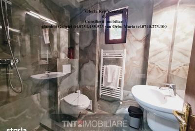 Apartament cu 2 camere decomandat în Piața Unirii
