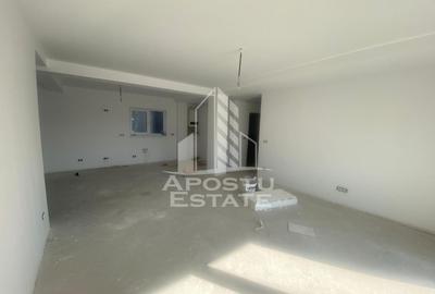 Apartament cu 3 camere semidecomandat în Mehala - 1
