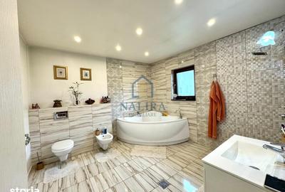 Casă cu 4 camere cu Teren 1241 Mp în Orașul Vechi