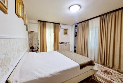 Casă individuală cu 8 camere cu Canalizare în Exterior Est - 8