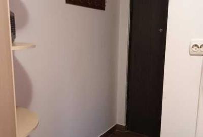 Garsonieră decomandată în Central