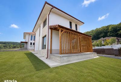 Casă cu 4 camere cu Teren 700 Mp în Chinteni