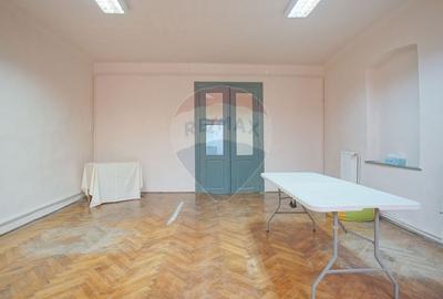 Apartament cu 2 camere semidecomandat, mobilat în Centrul Istoric - 8