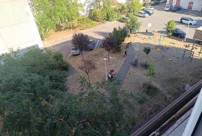 Garsonieră decomandată în Salca