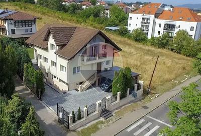 Casă individuală cu 7 camere cu Teren 512 Mp în Andrei Mureșanu - 35