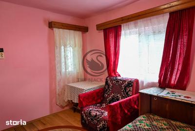 Casă cu 4 camere cu Teren 1117 Mp în Puchenii Mari - 3