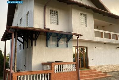Casă cu 5 camere cu Canalizare în Goruna