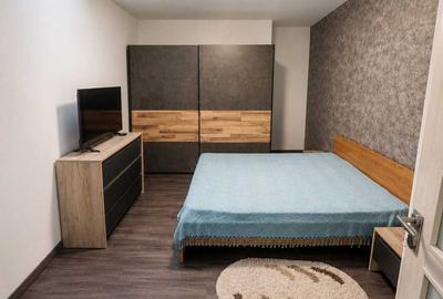 Apartament cu 3 camere decomandat în Central - 2