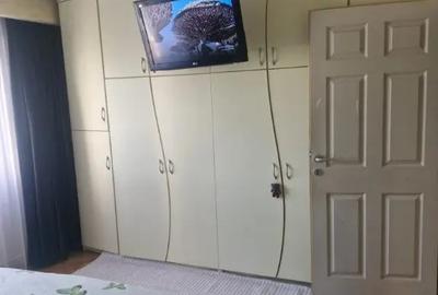 Apartament cu 2 camere decomandat în 1 Decembrie - 2