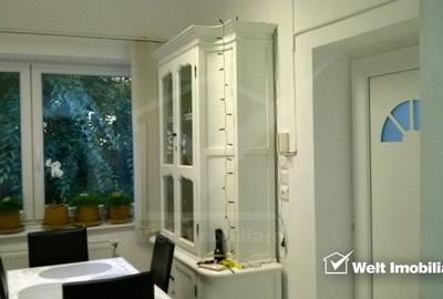 Apartament cu 3 camere semidecomandat în Central - 11