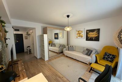 Apartament cu 2 camere decomandat, mobilat în Central