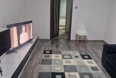 Apartament cu 2 camere semidecomandat în Brazda lui Novac