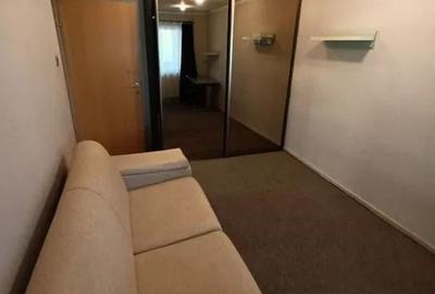 Apartament cu 2 camere decomandat, mobilat în Iris