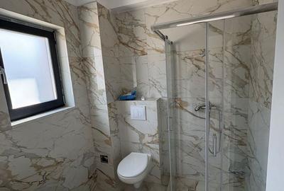 Casă cu 4 camere cu Teren 130 Mp în Central