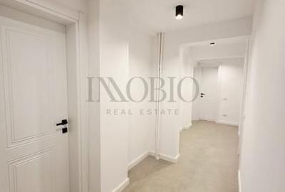 Apartament cu 3 camere decomandat în Universitate