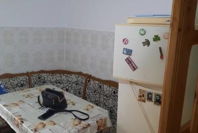 Apartament cu 2 camere decomandat în Burdujeni