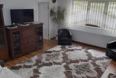 Casă individuală cu 5 camere cu Teren 300 Mp în Central - 1